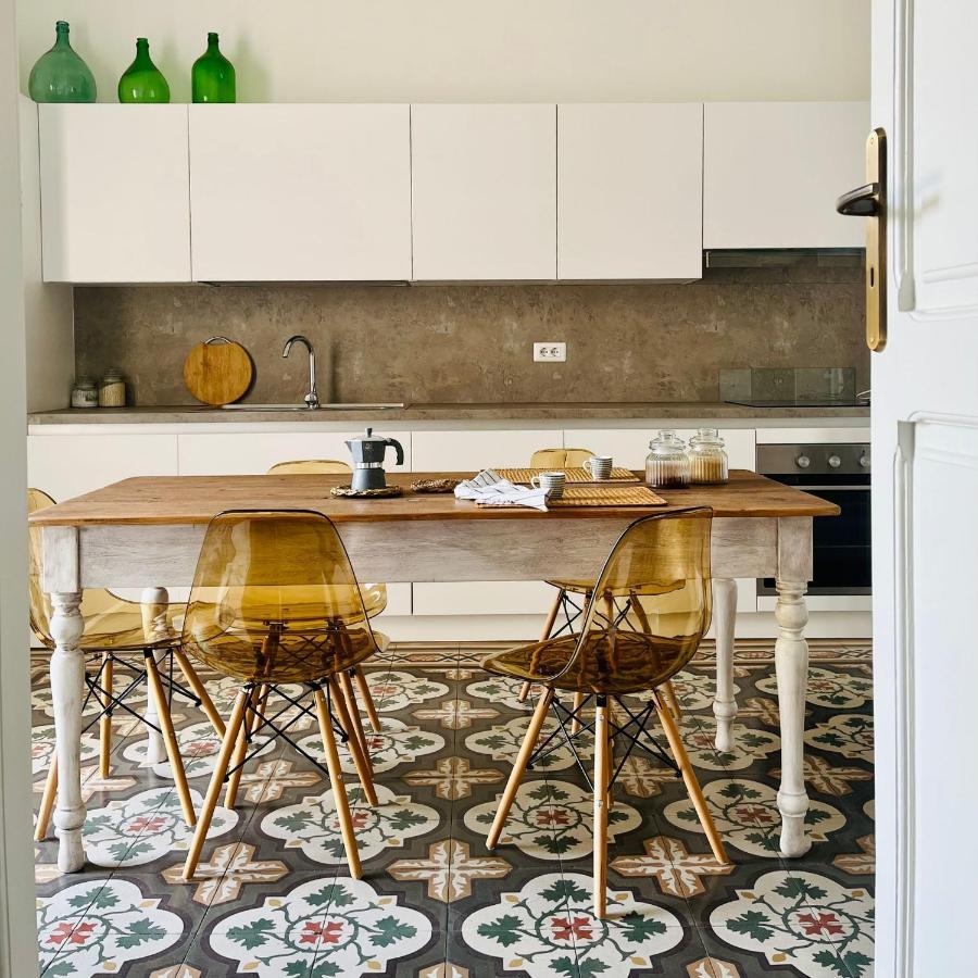 Designer Apartment 莱切 外观 照片